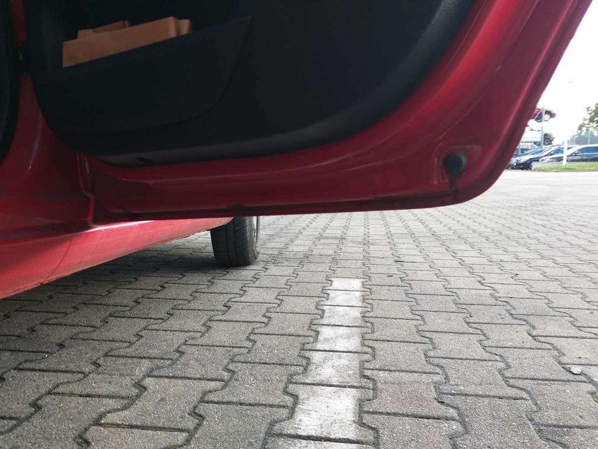 Skoda Fabia 2 5J original Tür hinten rechts Coridarot LF3K Fließheck Bj.2012
